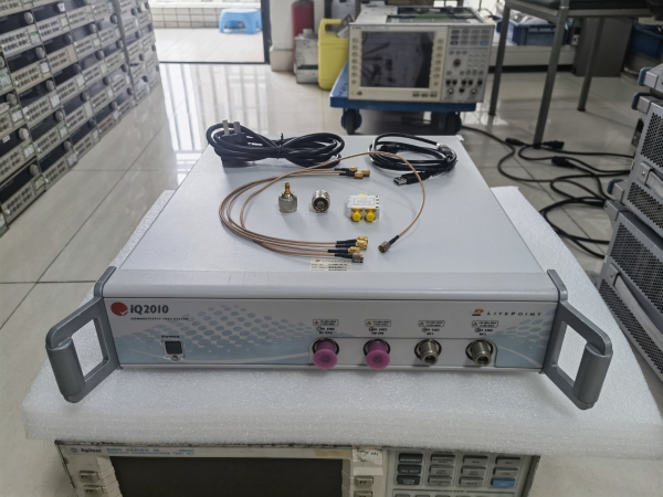 IQ2010 蓝牙,WIFI,GPSIM测试仪 IQ2010 蓝牙,WIFI,GPSIM测试仪